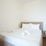 The Blue Pearl 3 Apartment *