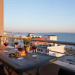 The Blue Pearl 3 Apartment
