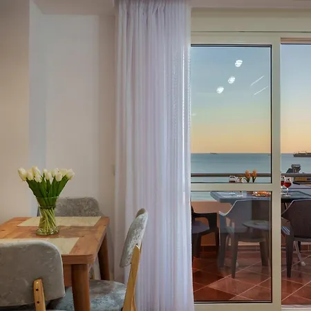 The Blue Pearl 3 Apartment